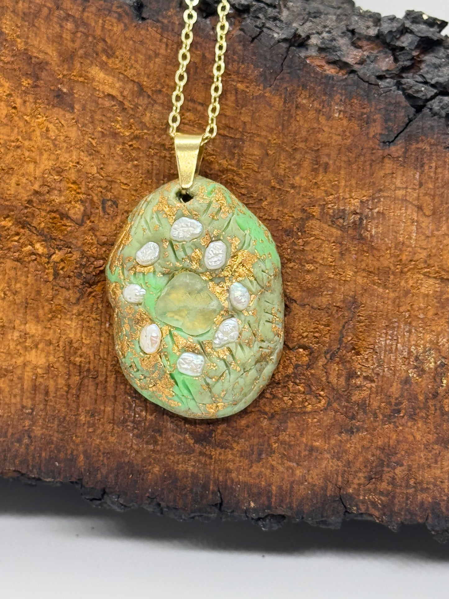 Pearl and fluorite mint green clay necklace, handmade, 14K gold plating