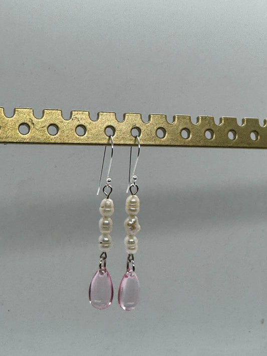 Pink glass and pearl silver earrings