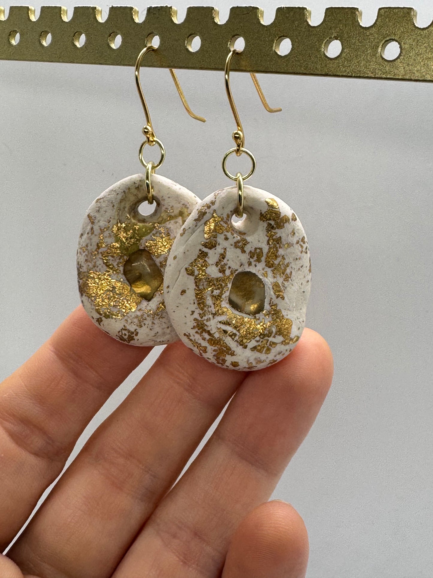 Sunstone and clay beige and gold earrings