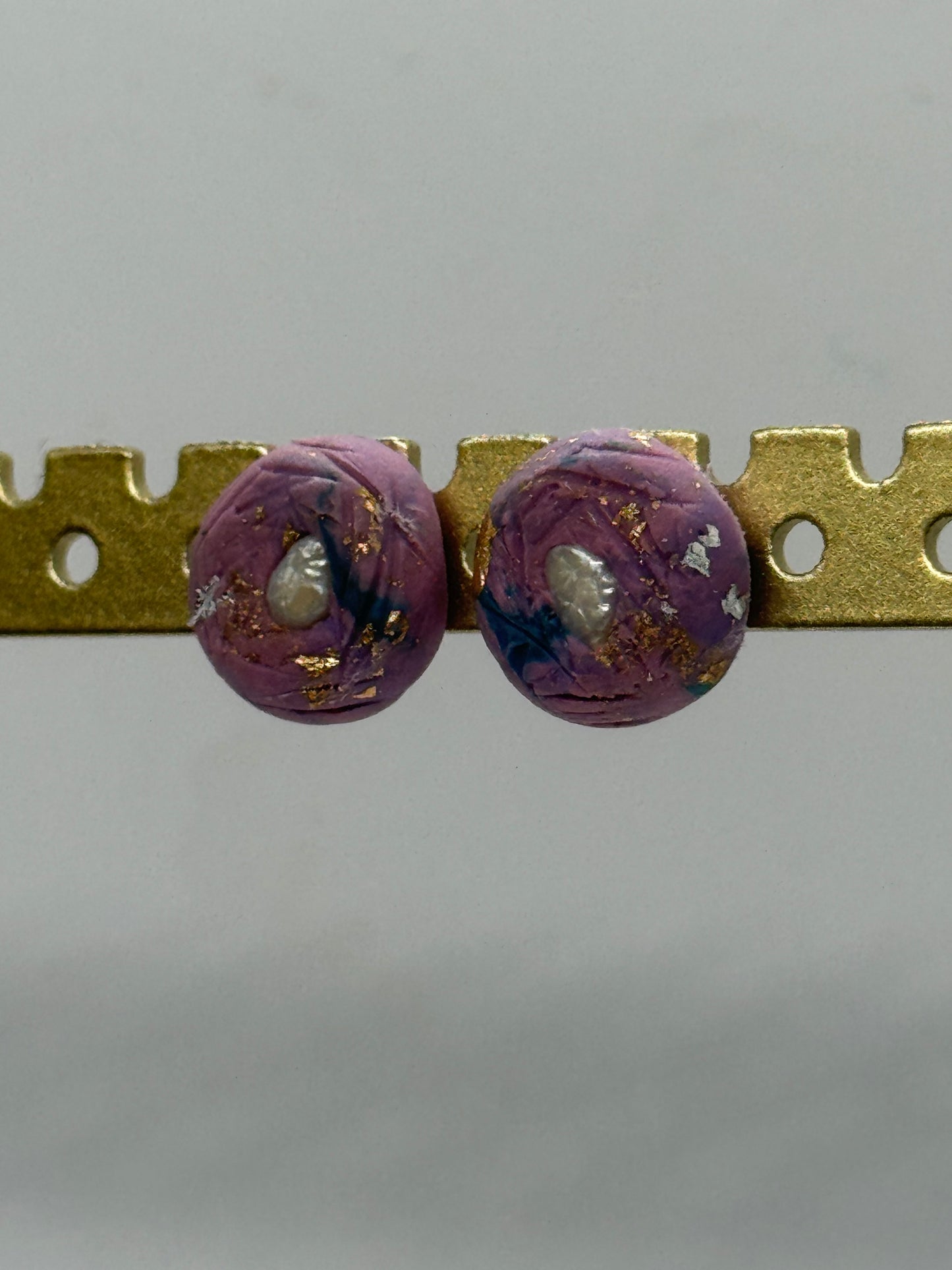Purple pearl clay stud earrings